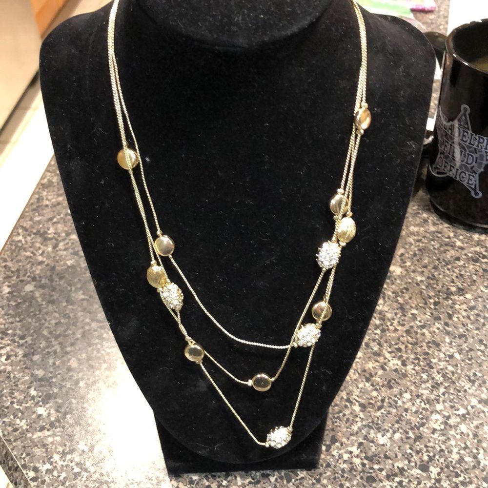 Gold Tone Layered Necklace 22$